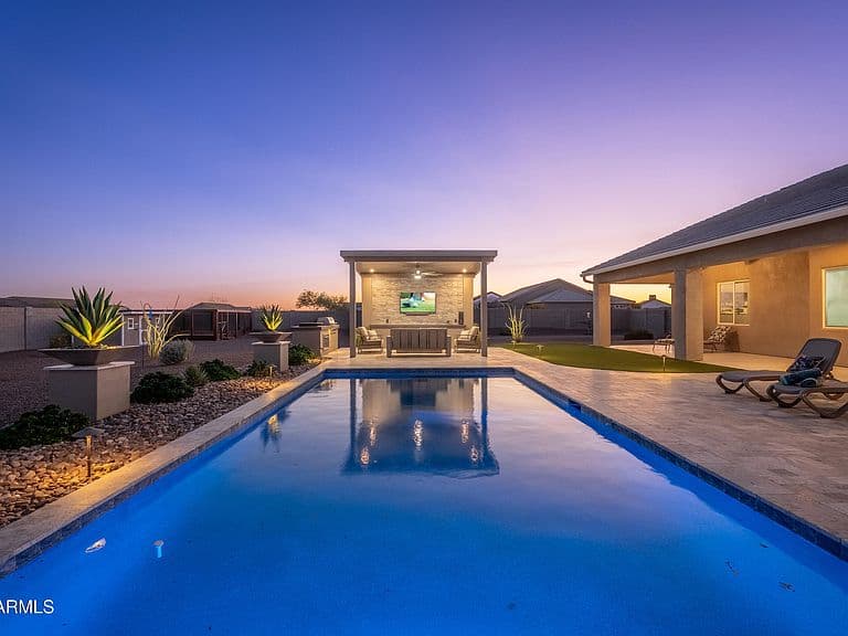 9037 W GARNET MOUNTAIN Drive photo 2