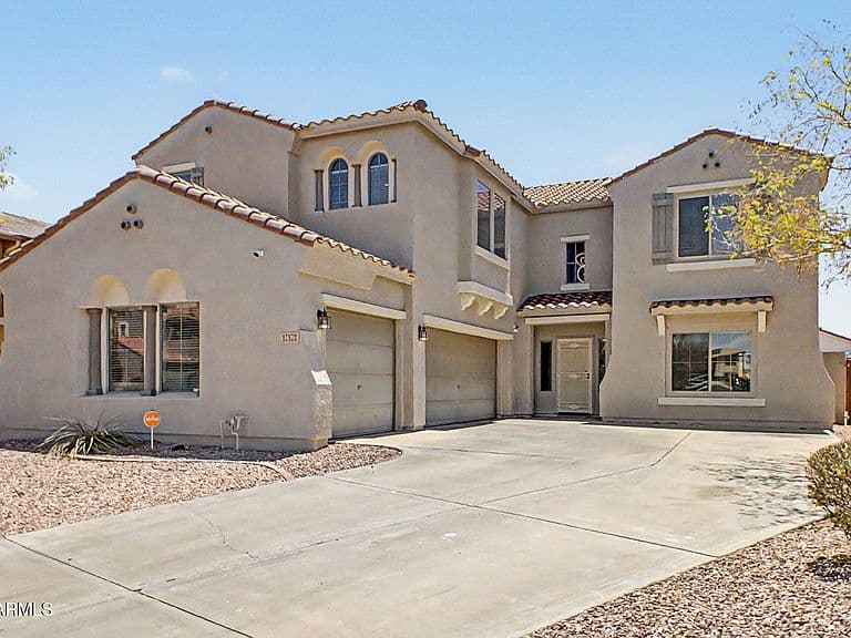 17873 W WATSON Lane photo 1