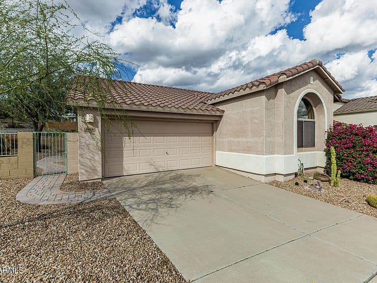 9456 E FLINT Drive photo 3