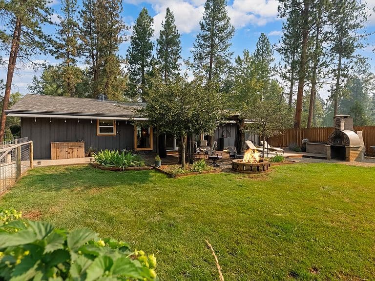 4725 E Carlton Creek Rd photo 5
