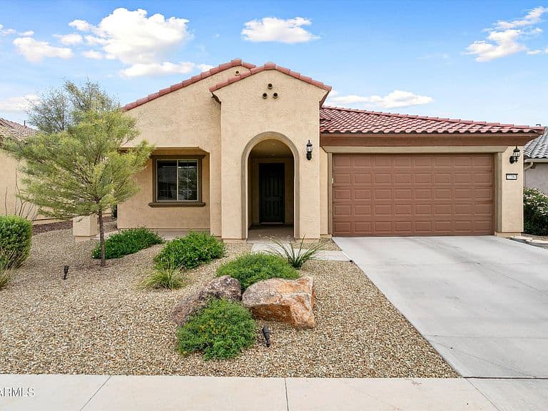27383 W WAHALLA Lane photo 1