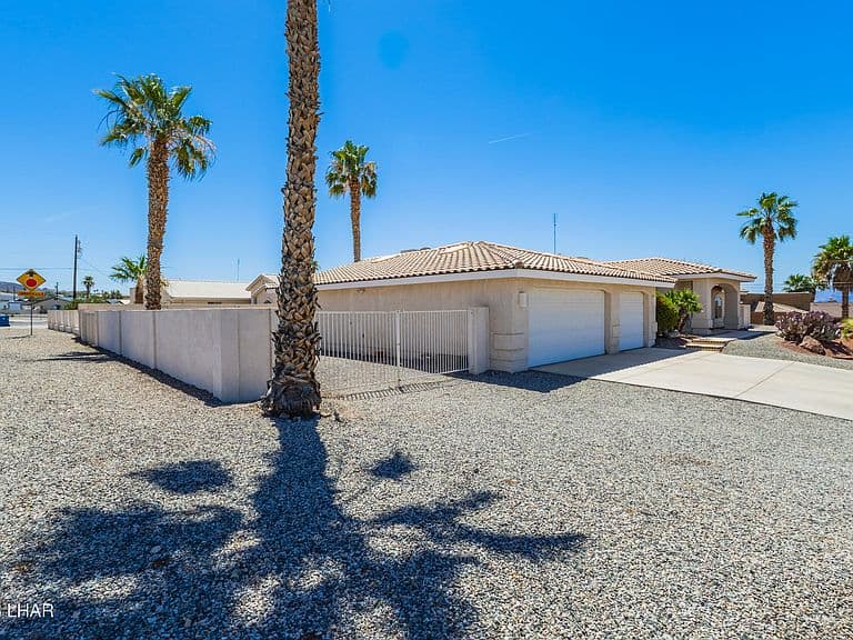 3134 Appaloosa Dr photo 4