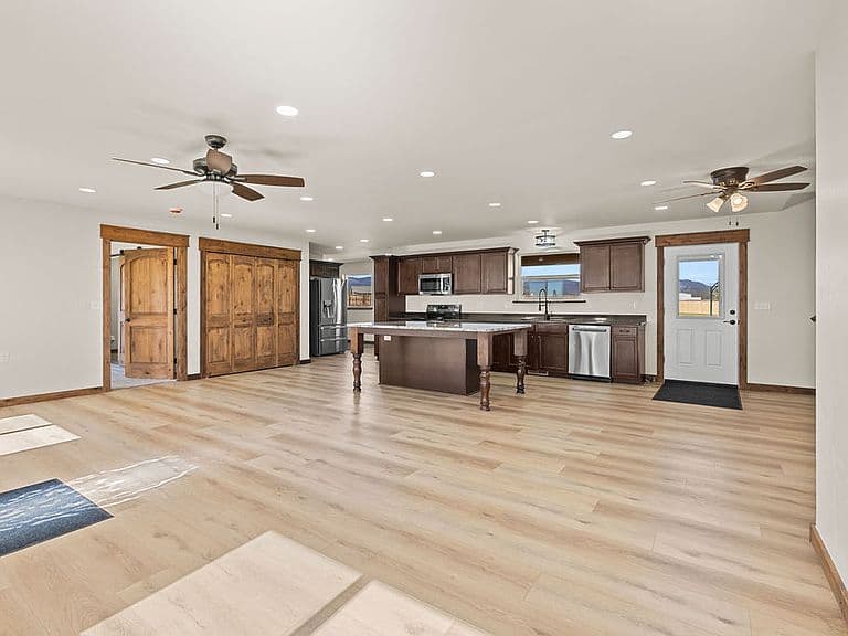1803 Church Dr photo 5