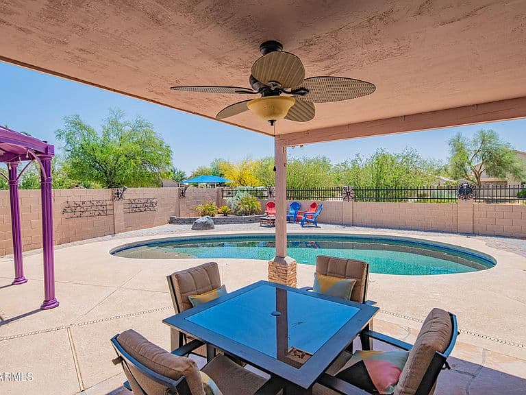 1541 E PEREGRINE Trail photo 1
