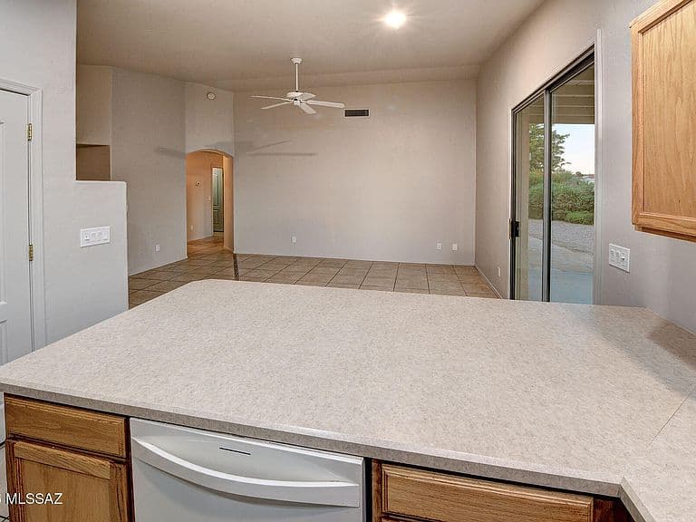 11646 N Teskow Dr photo 5