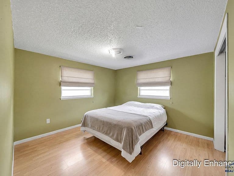 629 Wood Ave photo 4