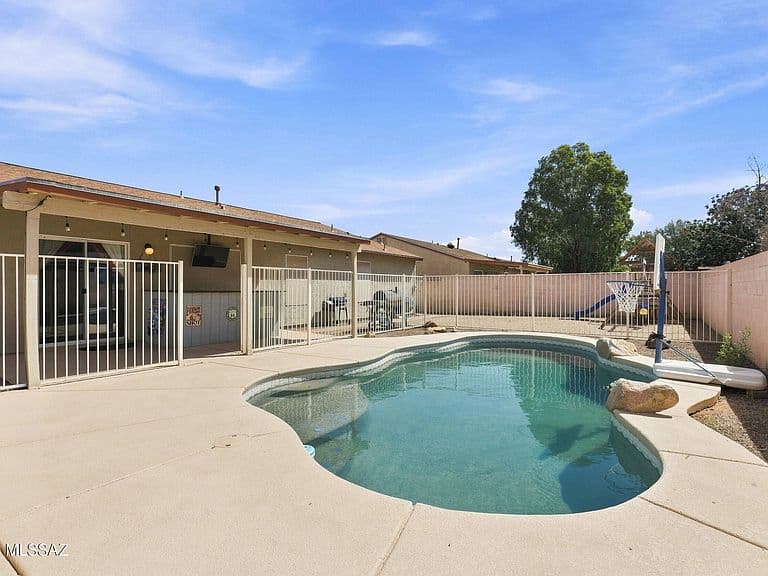 10126 E Rainbow Meadow Dr photo 1