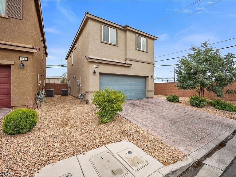 1606 Wilder Crossing Ct photo 2