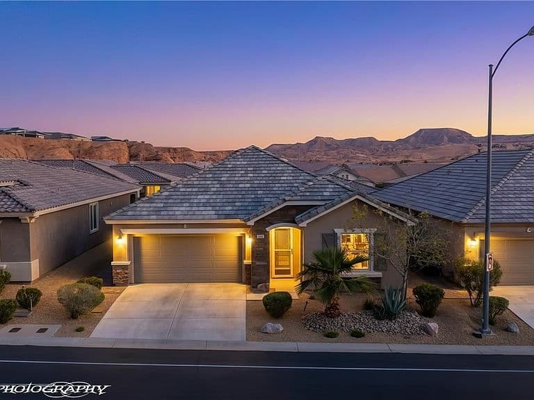 475 Verbena Ln photo 1