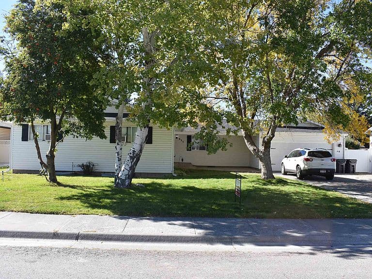 635 Reagan Ave photo 1