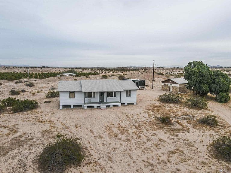 11507 S Avenue 25 E photo 1