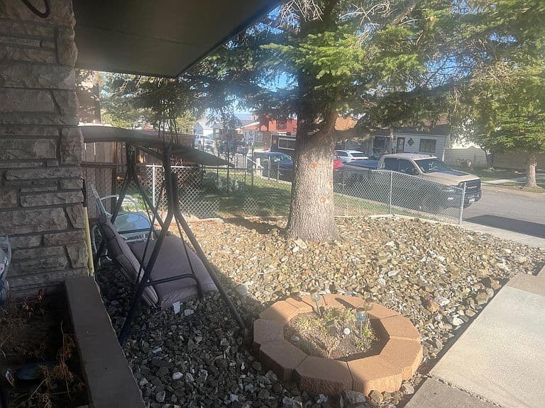 1203 Veterans Ave photo 2