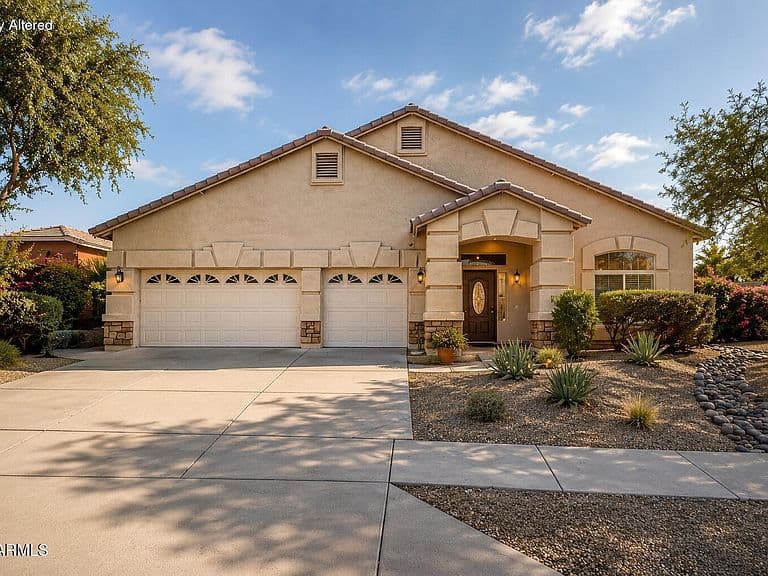 907 E GARY Lane photo 1