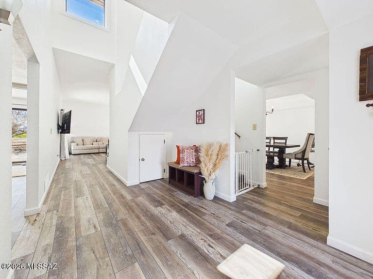 3414 Oak Hill St photo 3