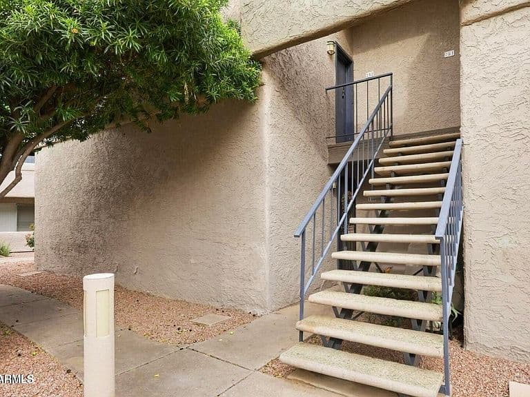 4444 E Paradise Village Pkwy N Unit 252 photo 2