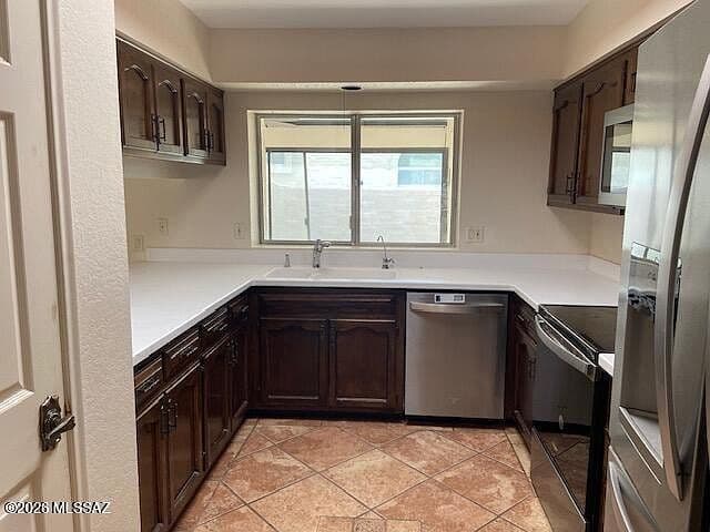 940 W Circulo Napa photo 4