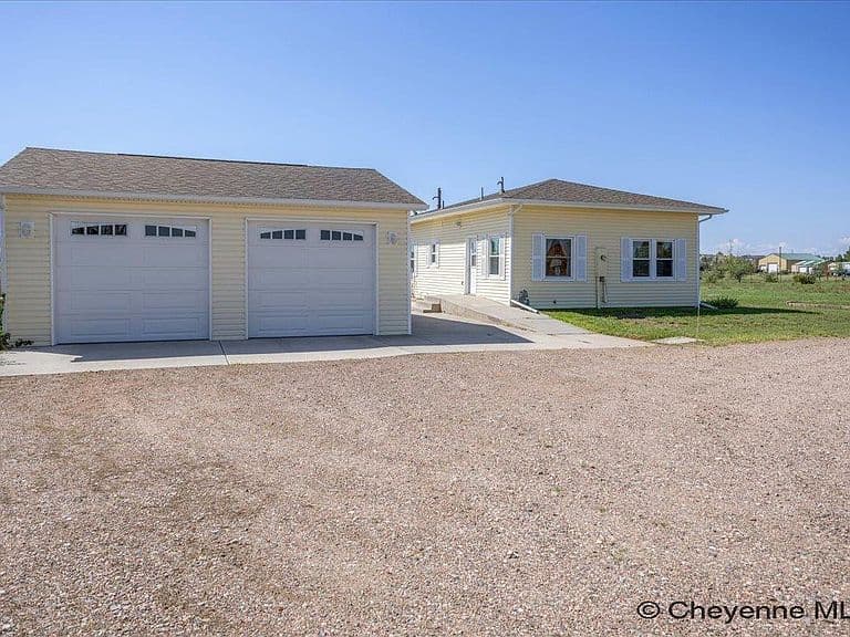 3819 Glencoe Dr photo 3