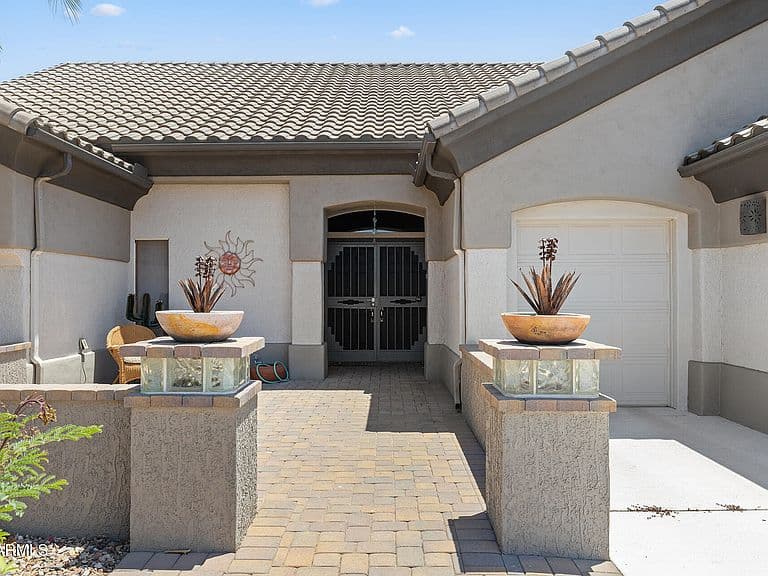 13747 W VIA MONTOYA Drive photo 4