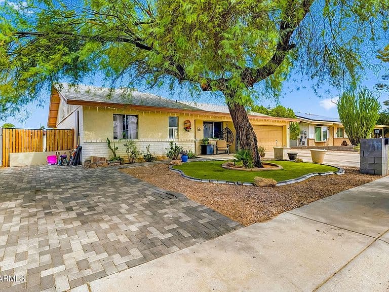 3010 W VILLA RITA Drive photo 2
