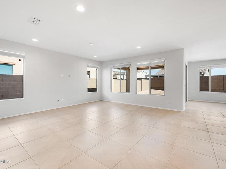 6377 W Eagle Way photo 5