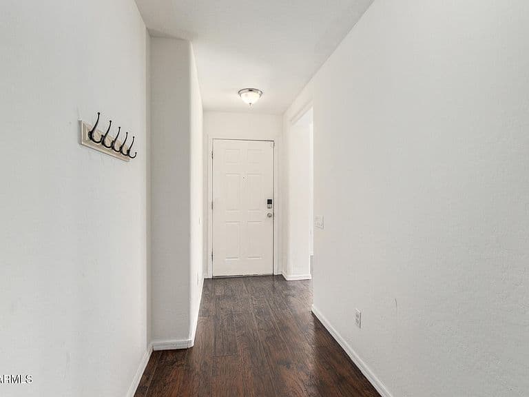 43871 W Cowpath Rd photo 4