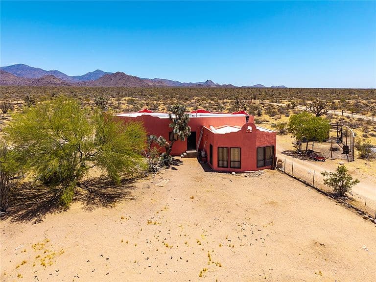 17685 S Jesse James Road photo 2
