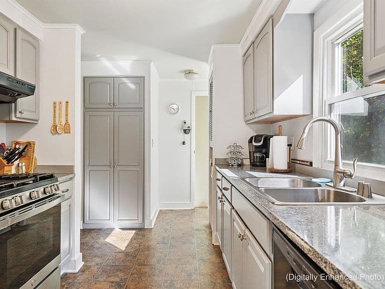 576 Bartlett Brook Road photo 5