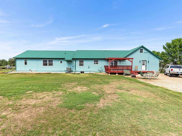 6701 Southside Dr photo 2