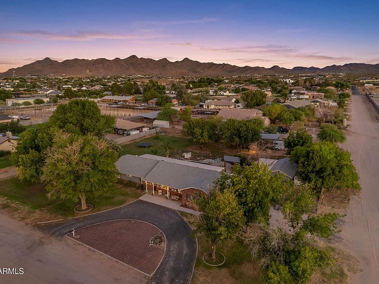 26213 S GRAPEFRUIT Drive photo 3