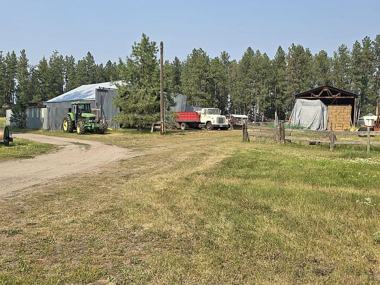 345 Wishart Rd photo 5