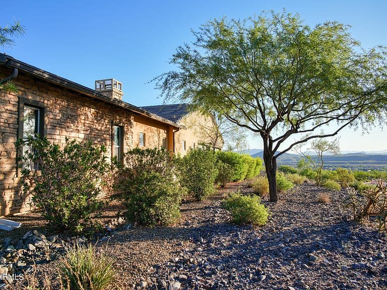 3797 GOLD RIDGE Road photo 2