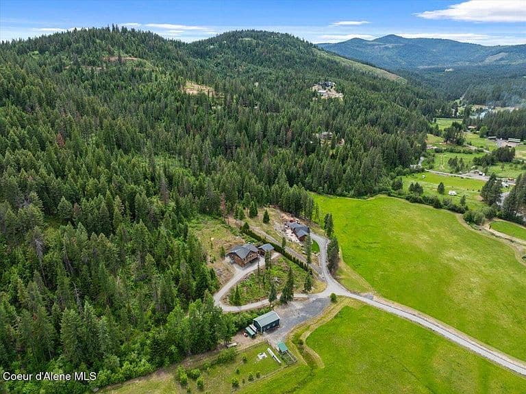 6608 W Cougar Gulch Rd photo 5
