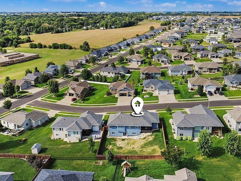 8209 E Willow Leaf St photo 2