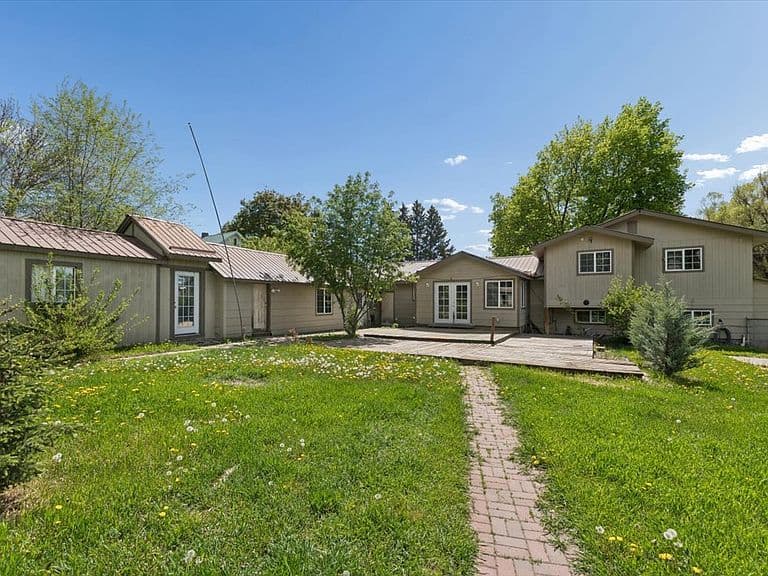 115 Spring Creek Dr photo 5