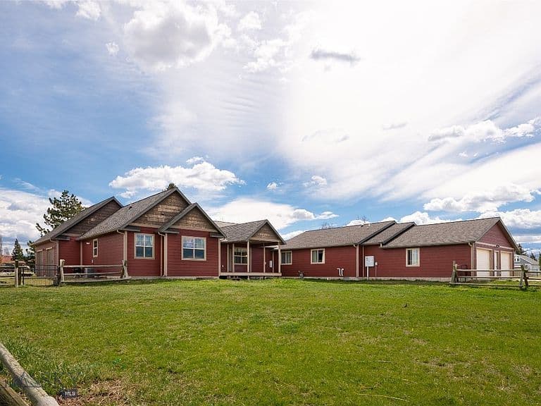 413 Garnet Mountain Way photo 2