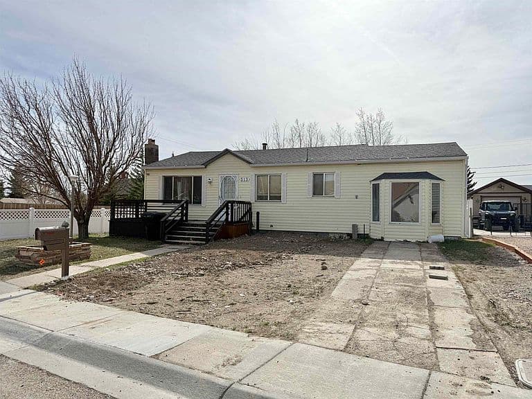 513 Beech Ave photo 2