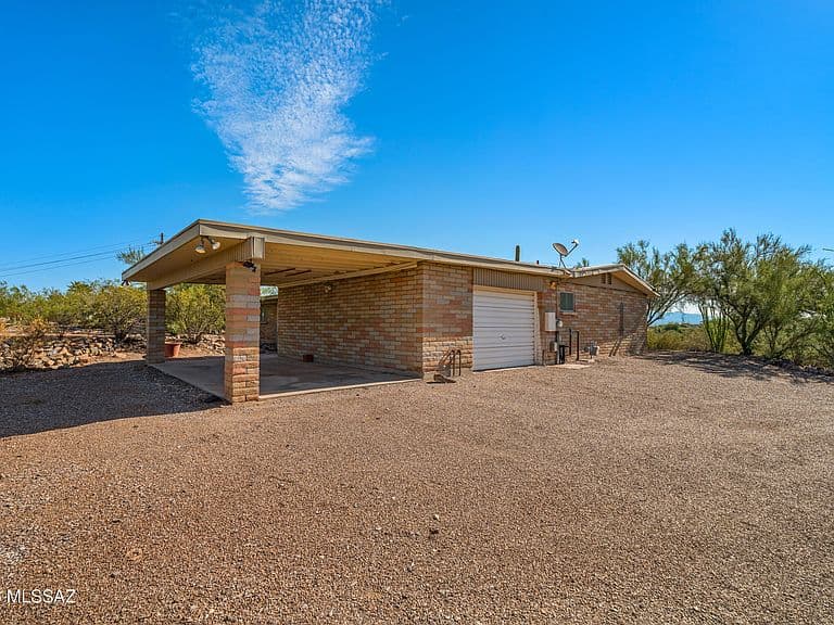 4941 N Tortolita Rd photo 5