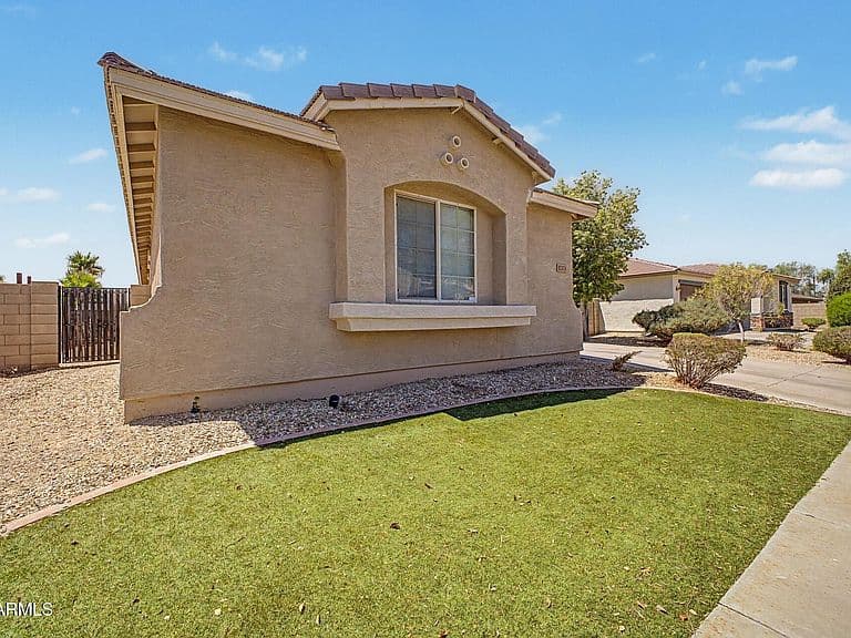 17373 W PINNACLE VISTA Drive photo 2