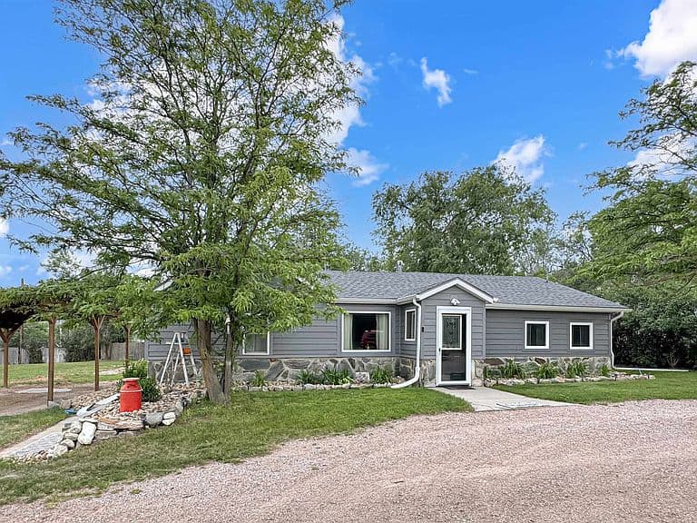 2329 Ely Ave photo 2
