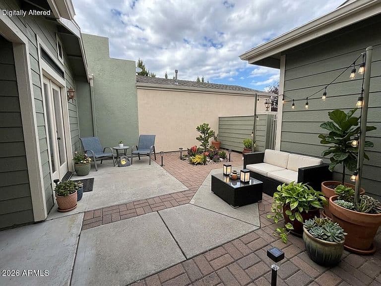 3347 Iris Lane photo 3