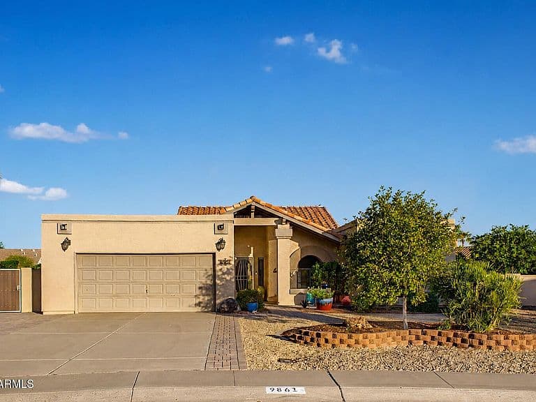 9861 W ESCUDA Drive photo 1