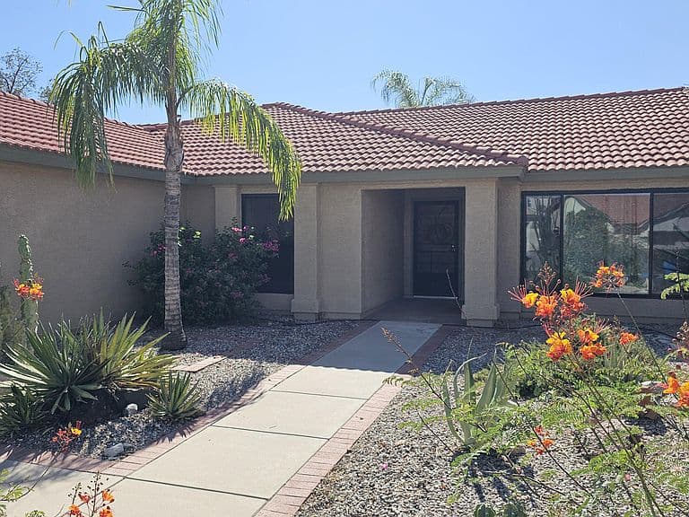 5327 W Swallow Dr photo 2