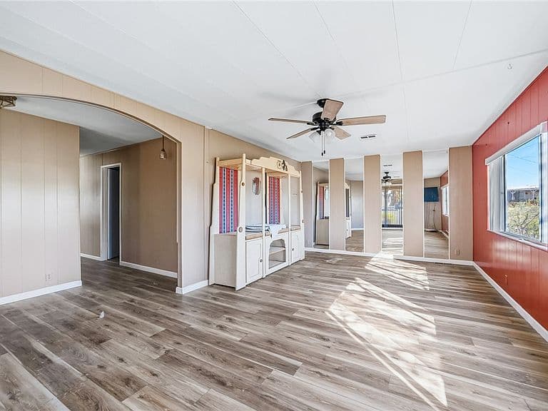 1684 Monte Vista Dr photo 5