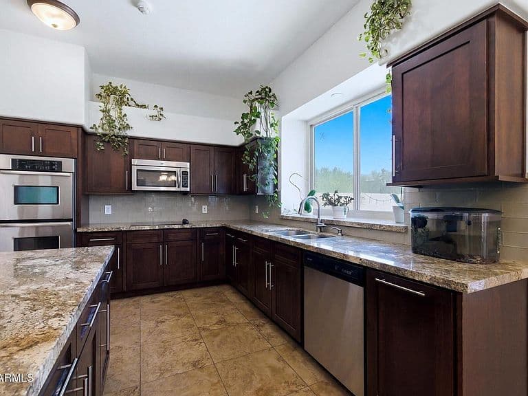 4601 E RAMUDA Drive photo 2