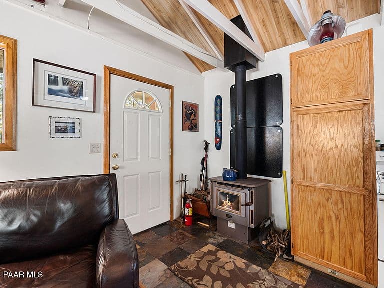 318X E Poland Rd photo 5