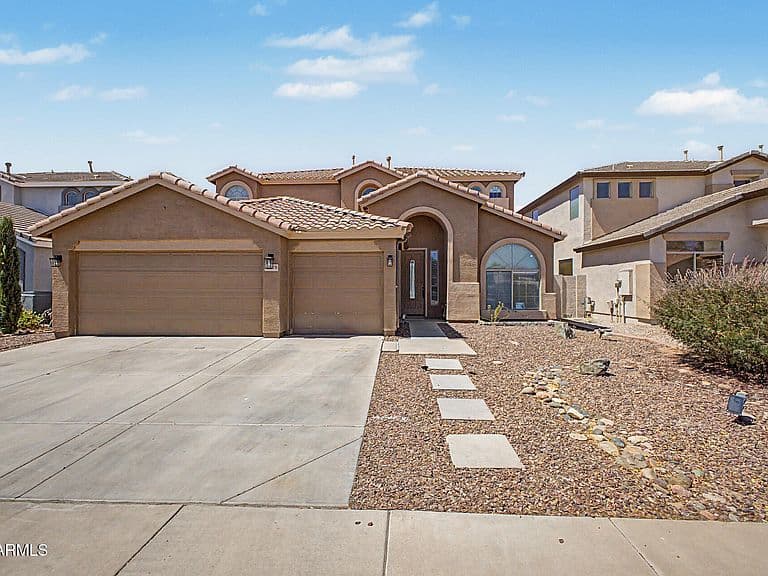 43578 W CYDNEE Drive photo 3