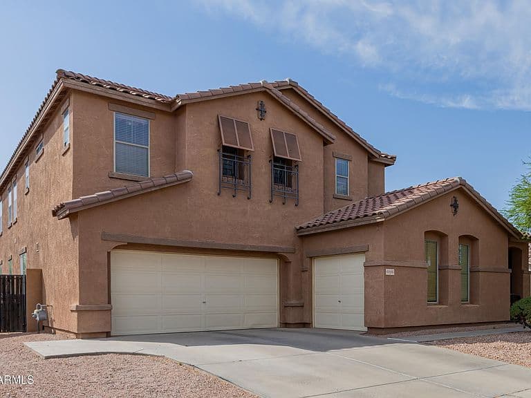 6886 S EMERALD Place photo 4