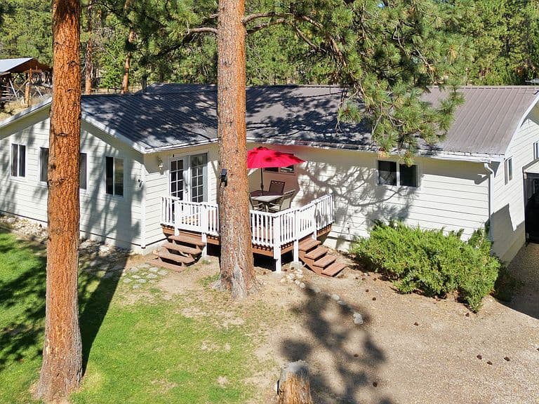516 Pebble Ln photo 5