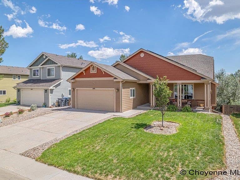 1419 Sunny Hill Dr photo 1
