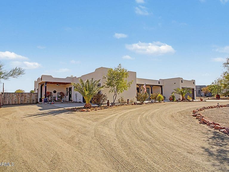 25223 W BLUE SKY Drive photo 4